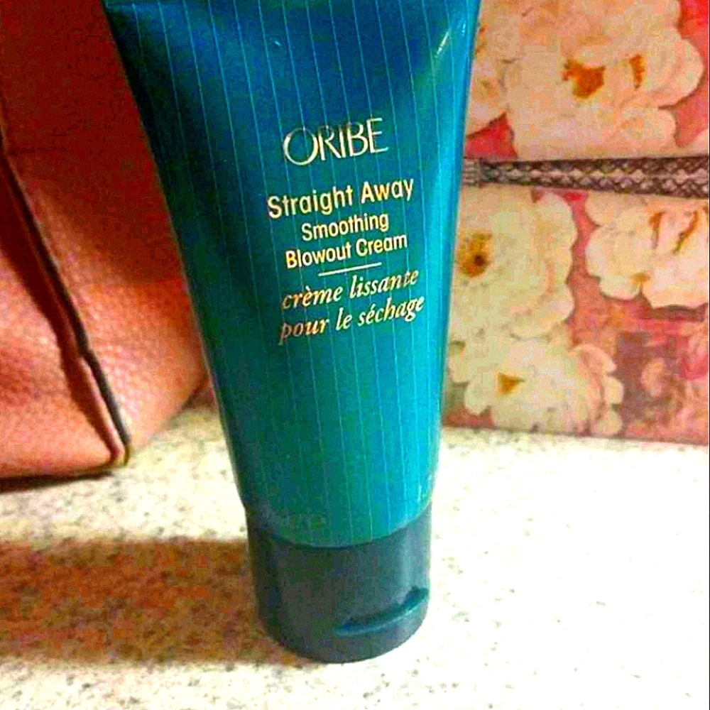 Oribe Straight Away - Smoothing Blowout Cream